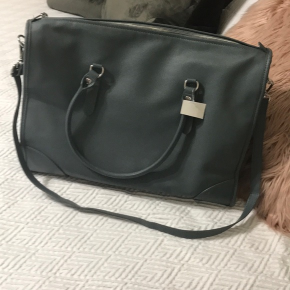 H&M Handbags - 🆕H&M HANDBAG